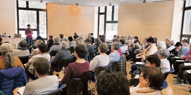 Während zweieinhalb Tagen nahmen über 140 Schwyzer Bäuerinnen an der Weiterbildung teil.