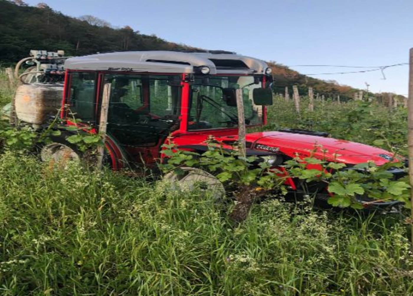 Die 70-jährige verunfallte Frau wurde vom Traktor teilweise überrollt. (Bild Kantonspolizei Schaffhausen)