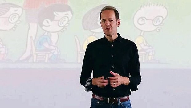 Energiecoach Bruno E Energiecoach Bruno Erni überzeugte die Landfrauen von der Macht der positiven Einstellung.