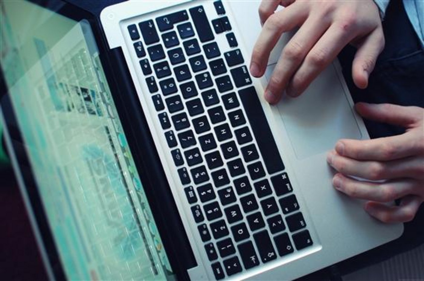 Rund jeder fünfte befragte US-Farmer kauft Betriebs- und Produktionsmittel online. (Bild Corina Dumat / pixelio.de)