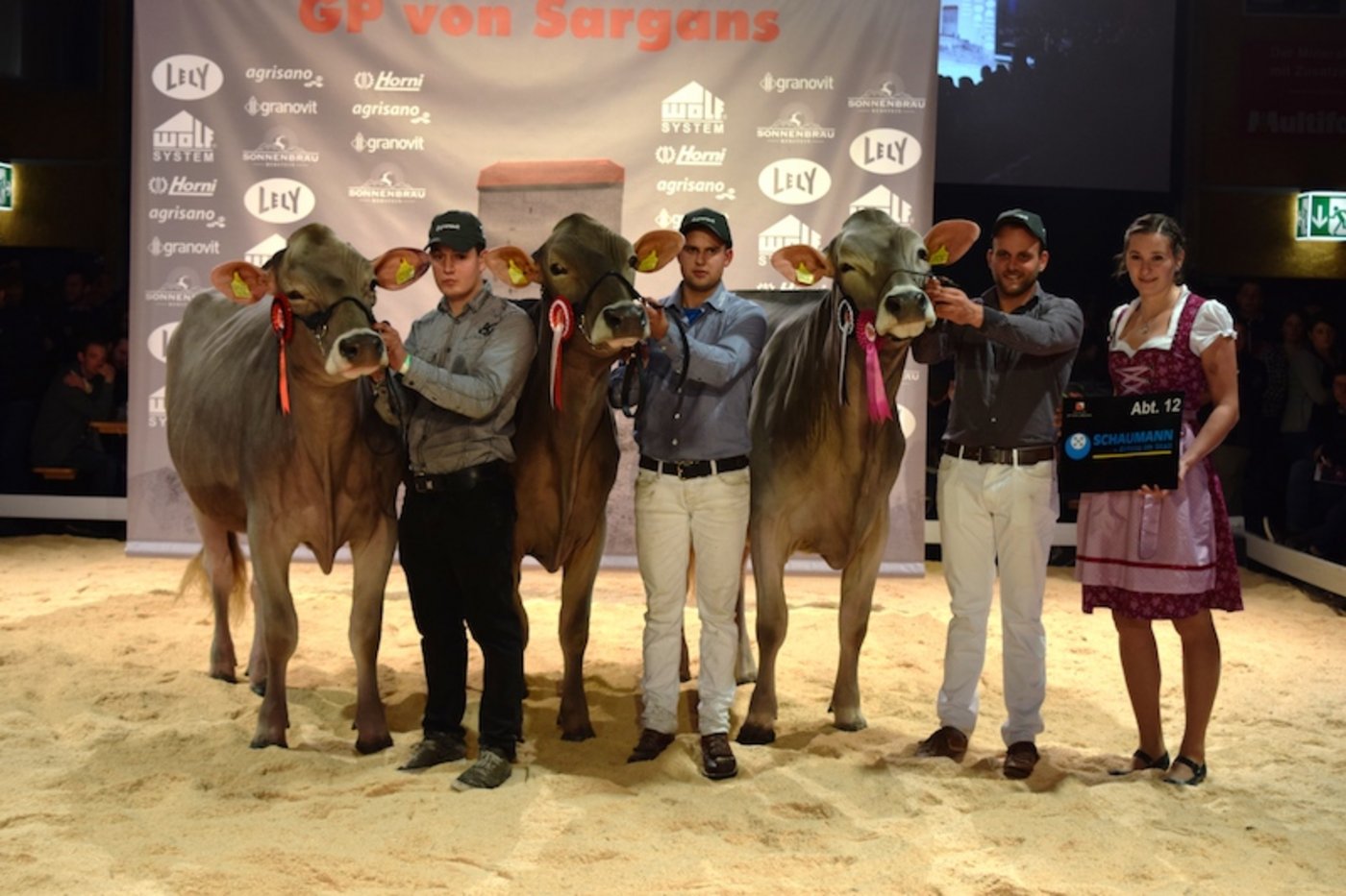 Siegertiere Abteilung 12 (v.r.): 1. Grace; 2. Savosa; 3. Britney.