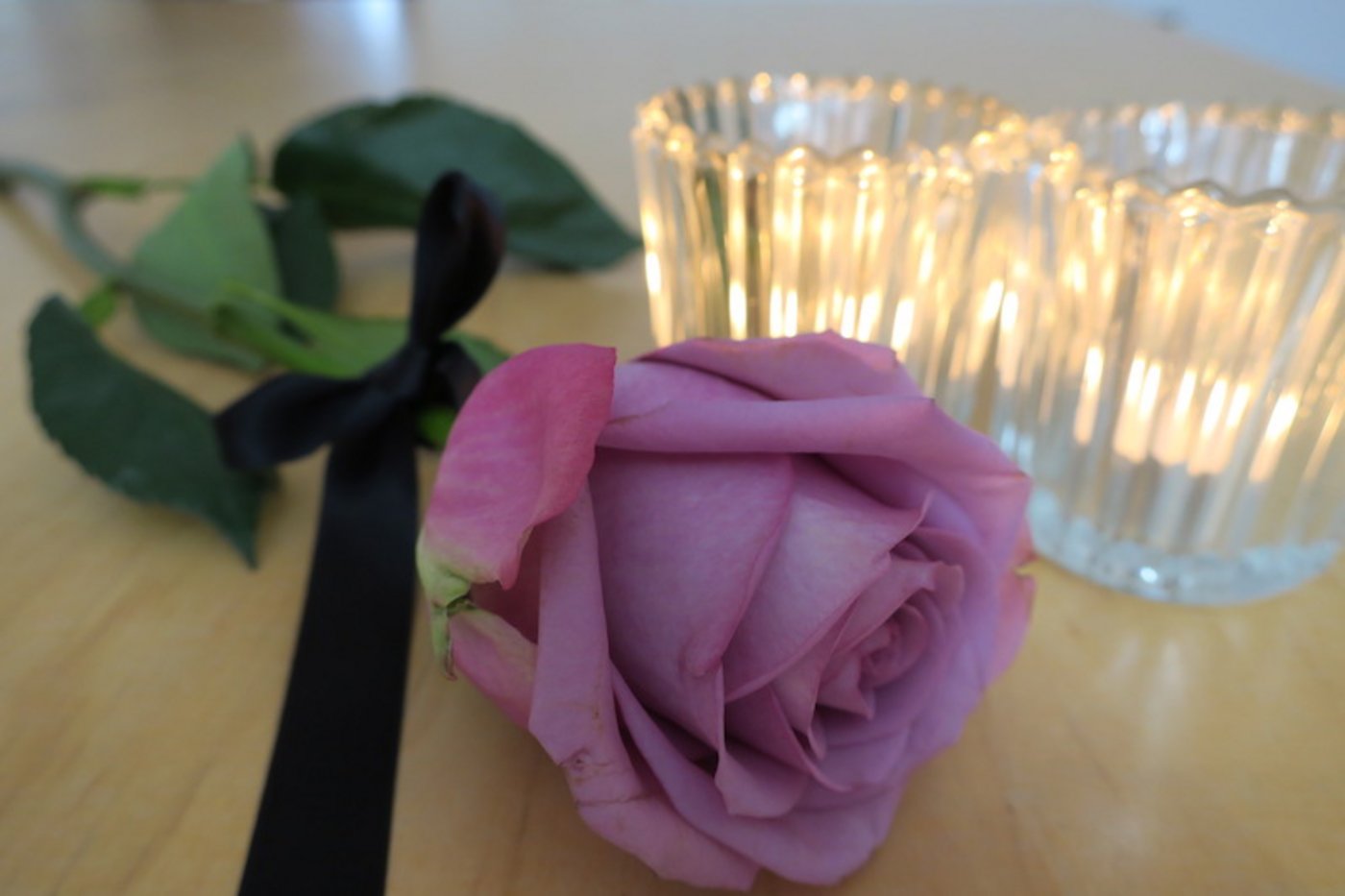 Oftmals bleibt für die Trauer wenig Zeit: Pflichten und ganz viel Administration warten auf die Hinterbliebenen. (Bild et)