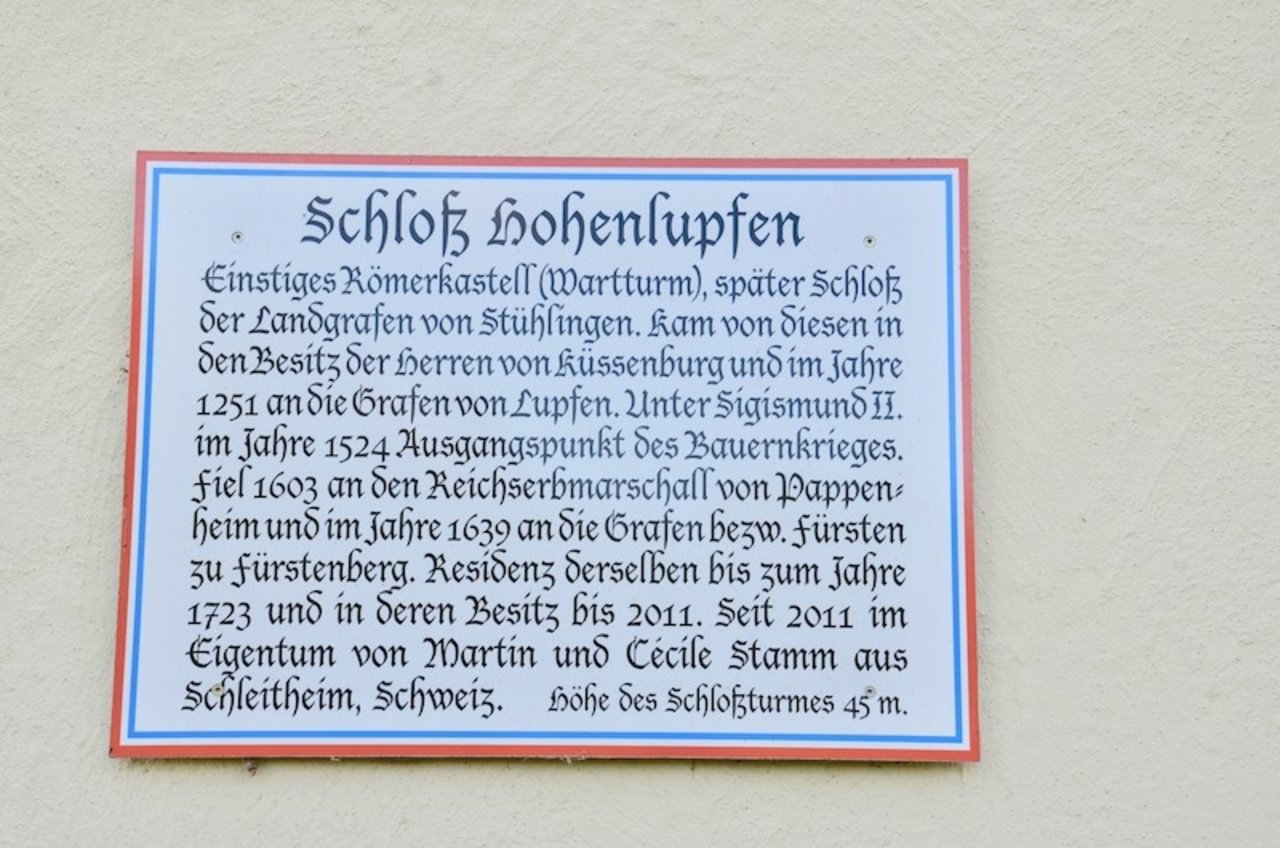 Tafel beim Schloss Hohenlupfen.