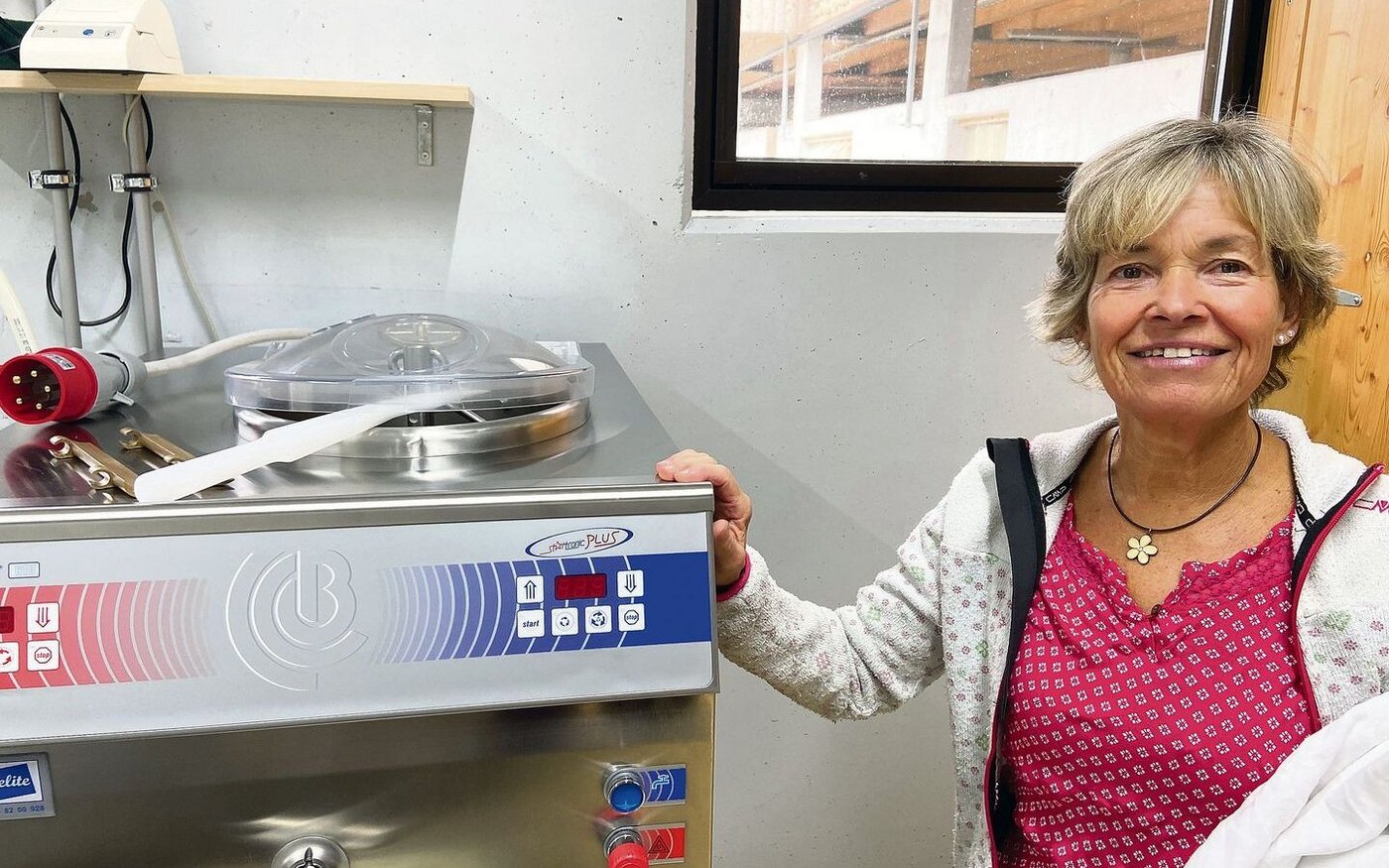 Die Glacemaschine konnte Familie Eberli kürzlich von einem anderen Betrieb in der Region übernehmen.