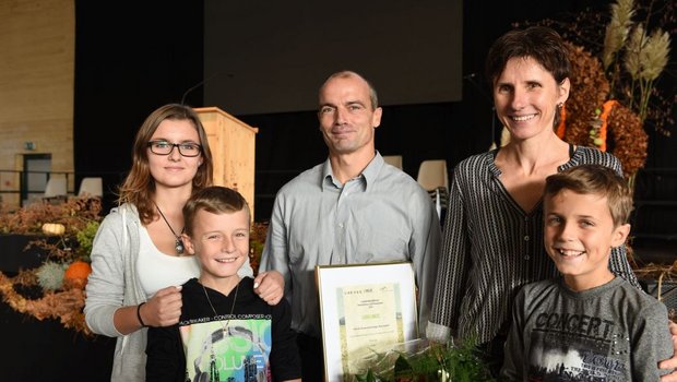 Familie Thomas Heggli aus Benzenschwil hat mit ihrem Projekt "Aronia" den ersten Preis gewonnen. (Bilder Julia Zuberbühler)