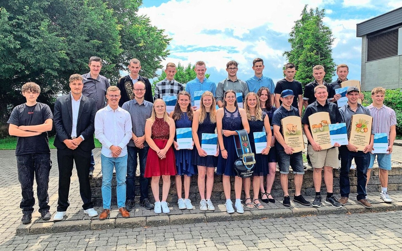 Die Klasse 3b mit Abschluss als Landwirte EFZ am BBZN Hohenrain 