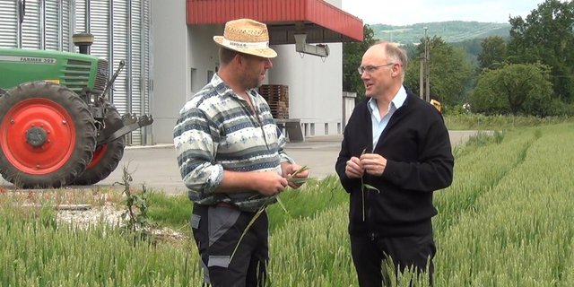 Der Aargauer Nationalrat und Müller Hansjörg Knecht (r.) will dem Bundesrat in Sachen verhältnismässiger Sanktionen Beine machen. (Bild wahlen.ch)