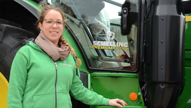 Karin Gysel mag es, etwas zu wagen: Mit 19 Jahren wurde sie Landi-Geschäftsführerin und mit 28 führt sie zusammen mit ihrem Partner eine eigene Landmaschinenfirma. (Bilder Marianne Stamm)