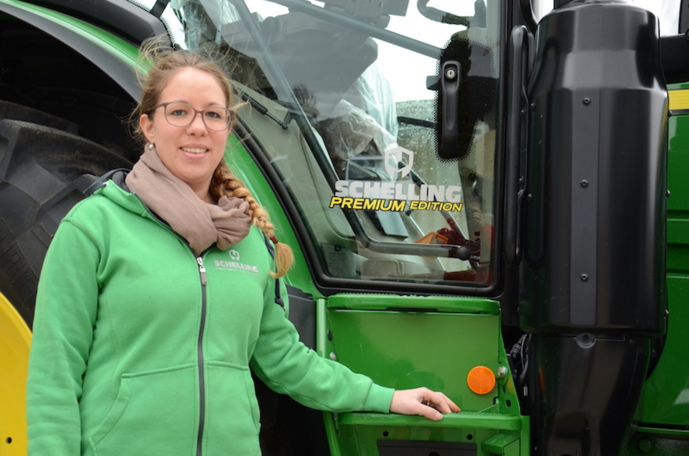 Karin Gysel mag es, etwas zu wagen: Mit 19 Jahren wurde sie Landi-Geschäftsführerin und mit 28 führt sie zusammen mit ihrem Partner eine eigene Landmaschinenfirma. (Bilder Marianne Stamm)