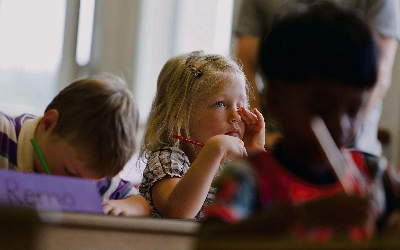 Der erste Schultag – ein aufregendes und womöglich auch einschneidendes Erlebnis für das Kind.