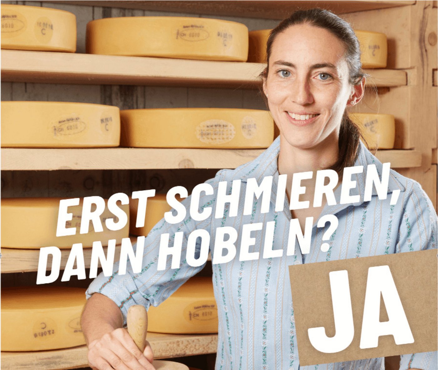 Cornelia Herrmann, Lehrerin und Älplerin mit Passion, aus Lauenen bei Gstaad, ist die Botschafterin der neuen Casalp-Werbekampagne  zusammen mit der Schweizerischen Vereinigung der AOP-IGP. 