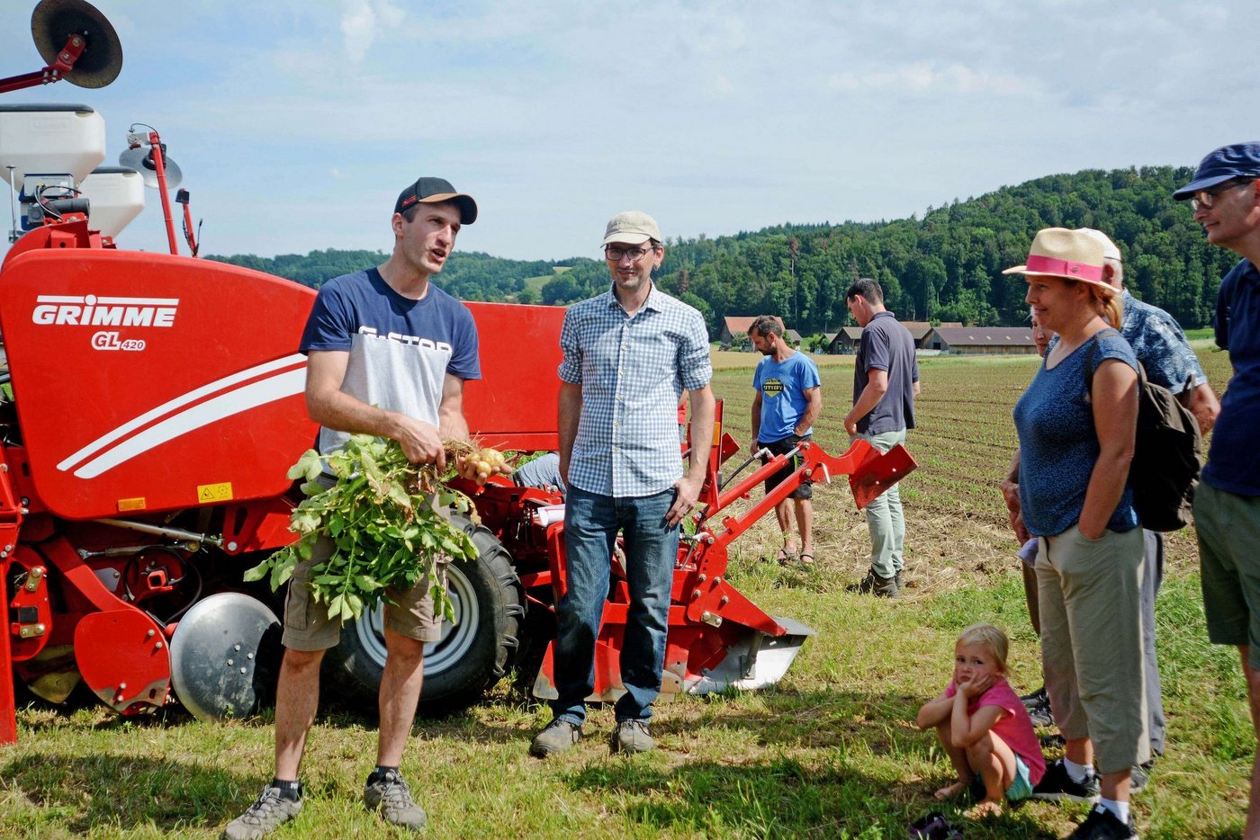 Die Kartoffeln vom Saatprobenanbau-Feld müssen noch etwas wachsen. (Bilder Erika Lüscher)