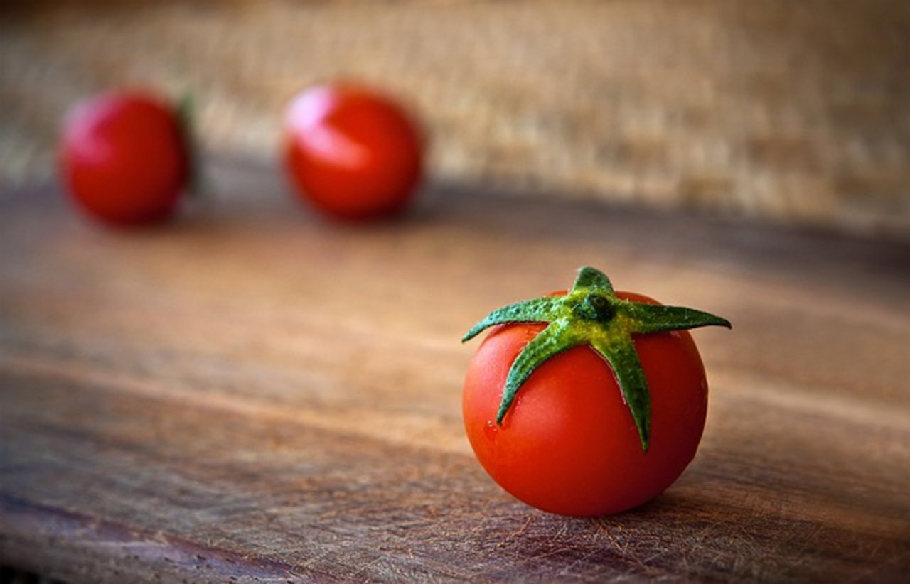 Tomaten sind eine der Gemüsesorten, die von der Migros bald selbst produziert werden sollen. (Bild Pixabay)