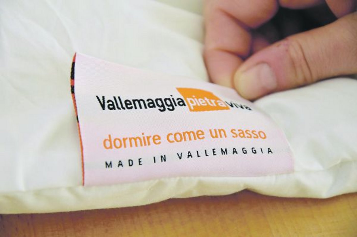 Die Etikette verspricht: «Schlafen wie ein Stein».