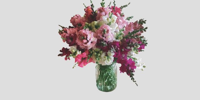 Schnittblumenstrauss aus dem eigenen Garten. (Foto: Eveline Dudda)