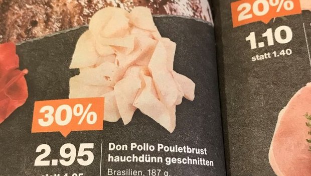 Werbung mit Fleischpreisen ist auch in der Schweiz an der Tagesordnung - und ebenfalls umstritten, besonders wenn es um Tiefpreisaktionen geht. (Bild lid)