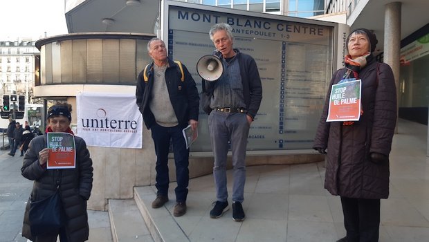 Uniterre informierte vor dem Gebäude der Handelsgesellschaft Olam International in Genf. (Bild zVg)