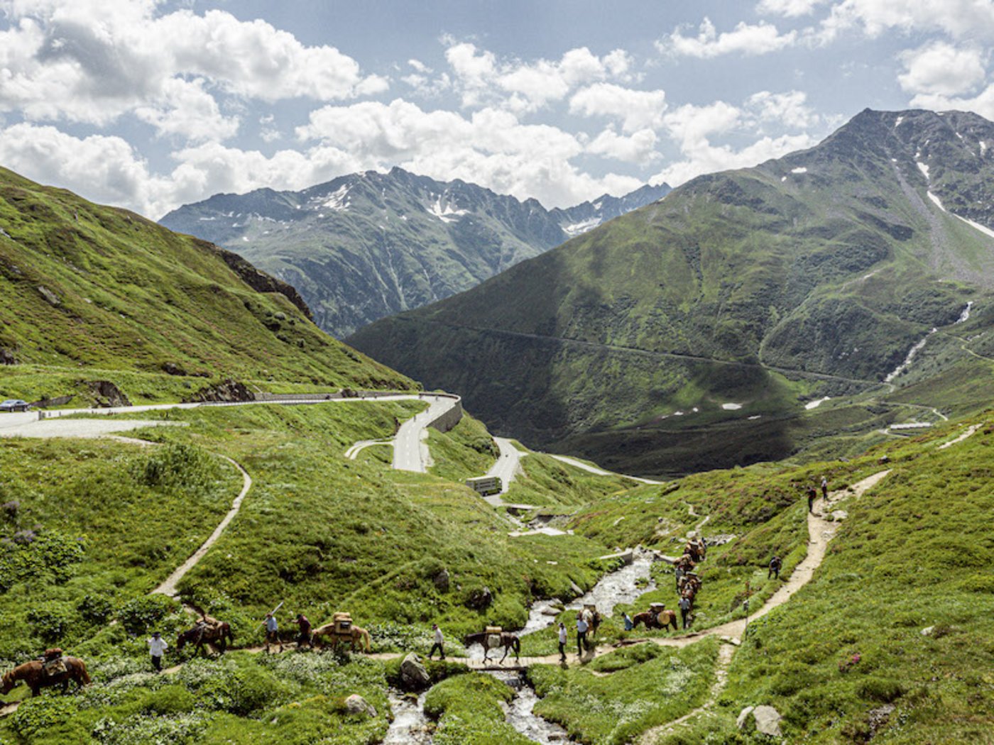 Erste Höhenmeter geschafft: Auf ihrem Weg nach Andermatt überquerte die Säumergruppe den Oberalppass.