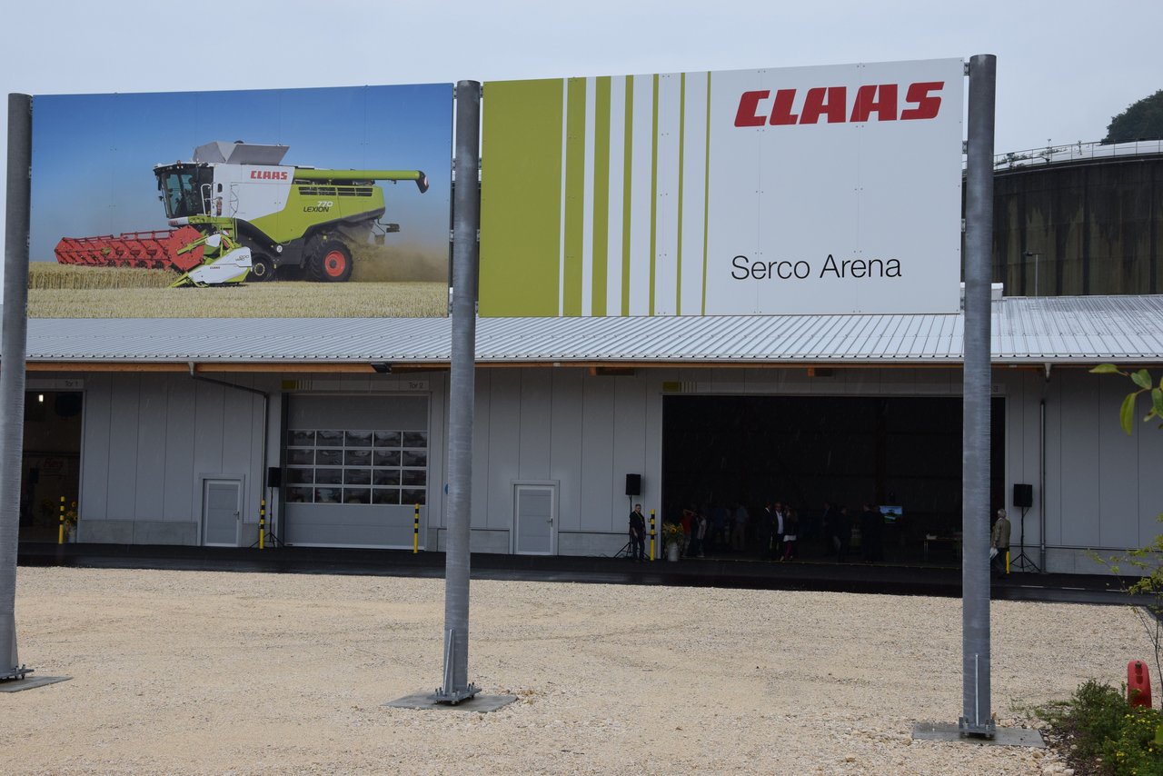neue "Serco Arena" bietet eine Verkaufshalle, Büroräumlichkeiten und ein Trainingscenter. Durchs Programm ...