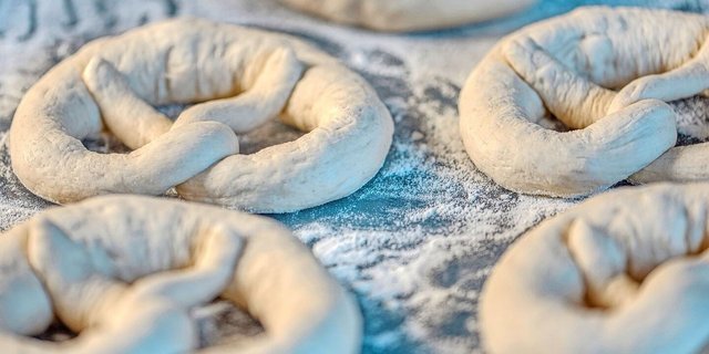 Würden weniger Teiglinge importiert, stiege der Bedarf an Schweizer Getreide und auch der Verarbeitungsstufe helfen.