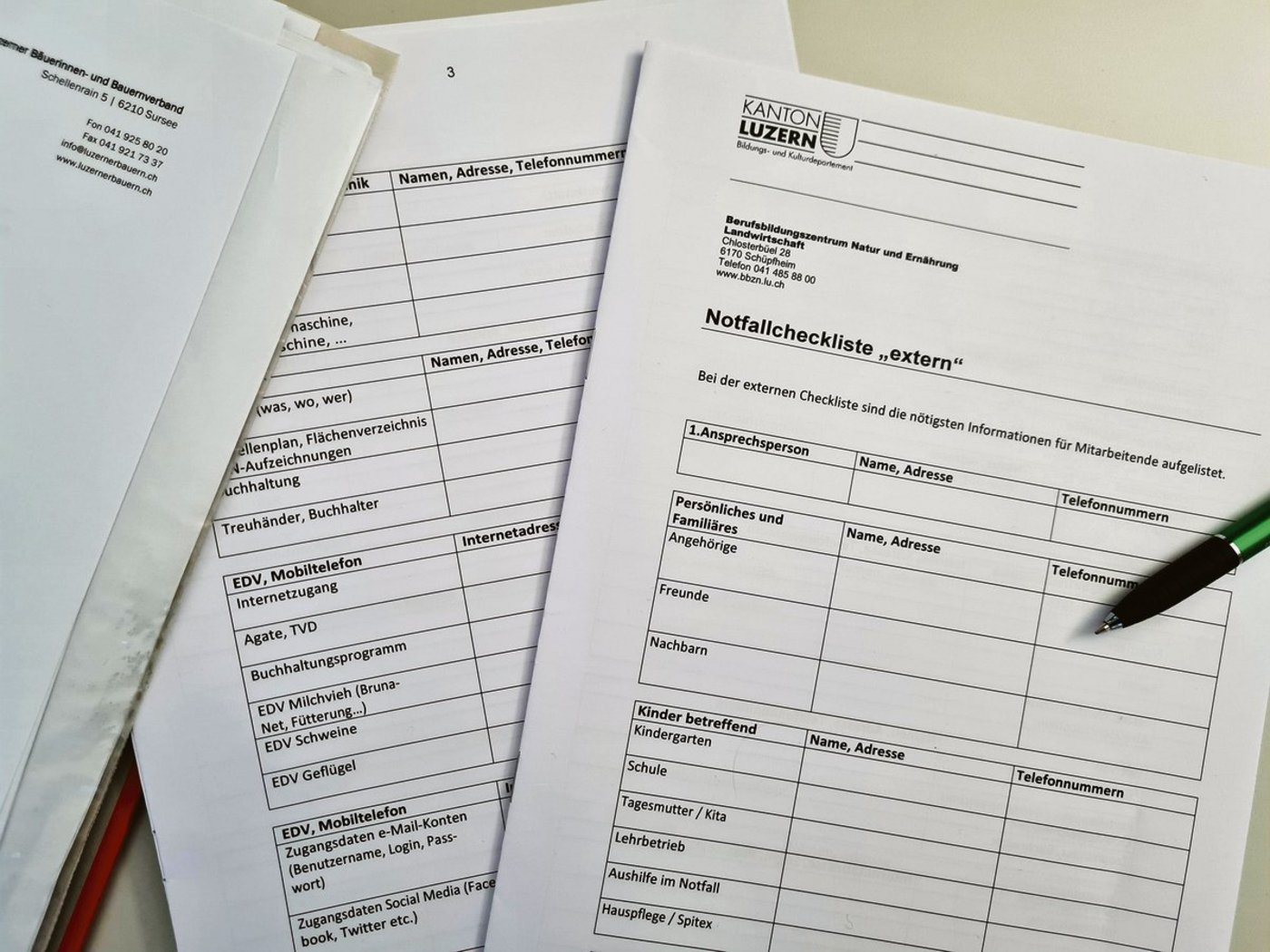 So könnte eine Checkliste aussehen. Am besten erstellt jedes Betriebsleiterpaar gemäss den individuellen Bedürfnissen eine eigene Liste für seinen Betrieb.(Bild fj)