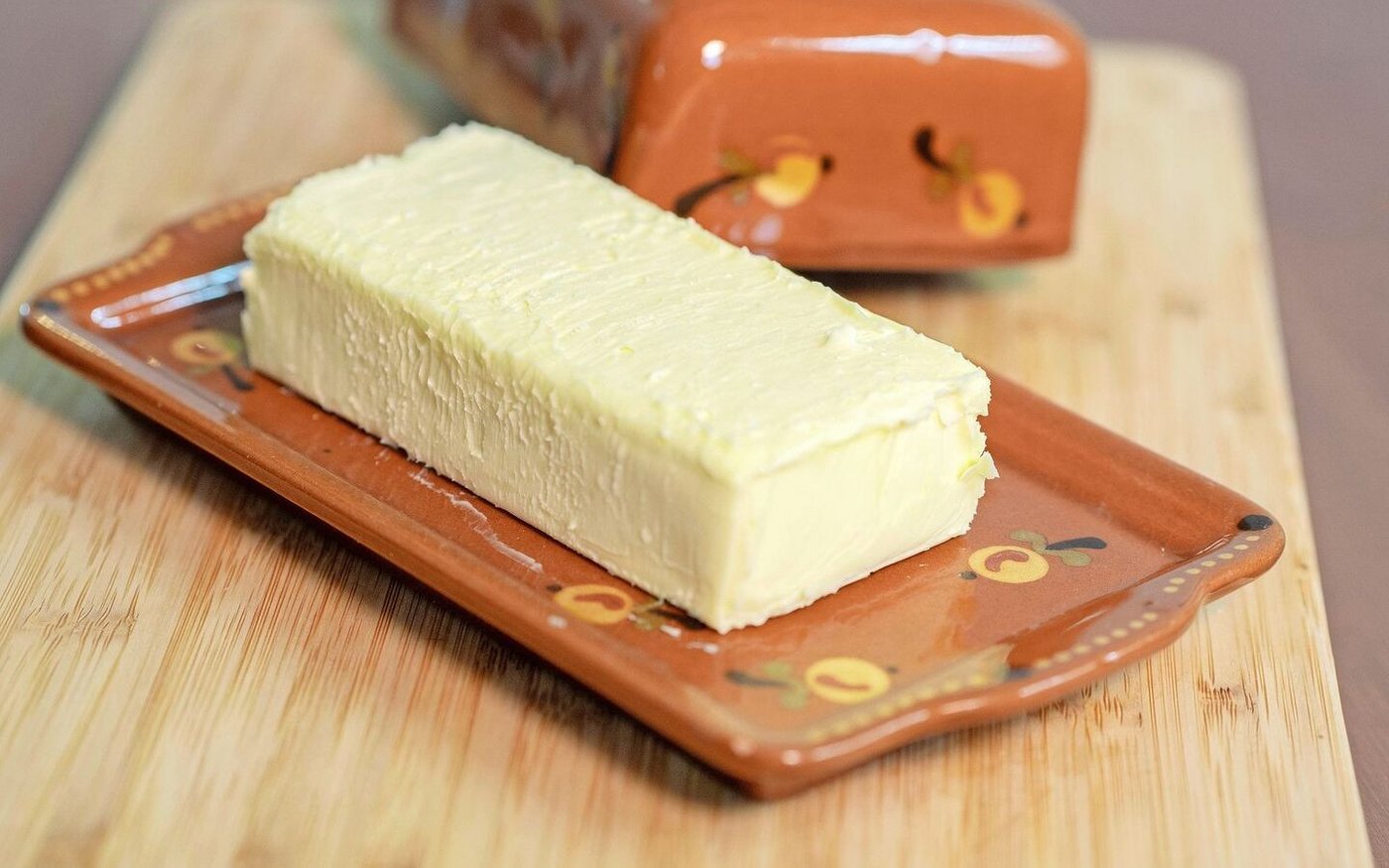 Der Richtpreis für C-Milch basiert auf dem Rohstoffwert eines kg Milch bei einer Verwertung zu Magermilchpulver und Butter für den Export.