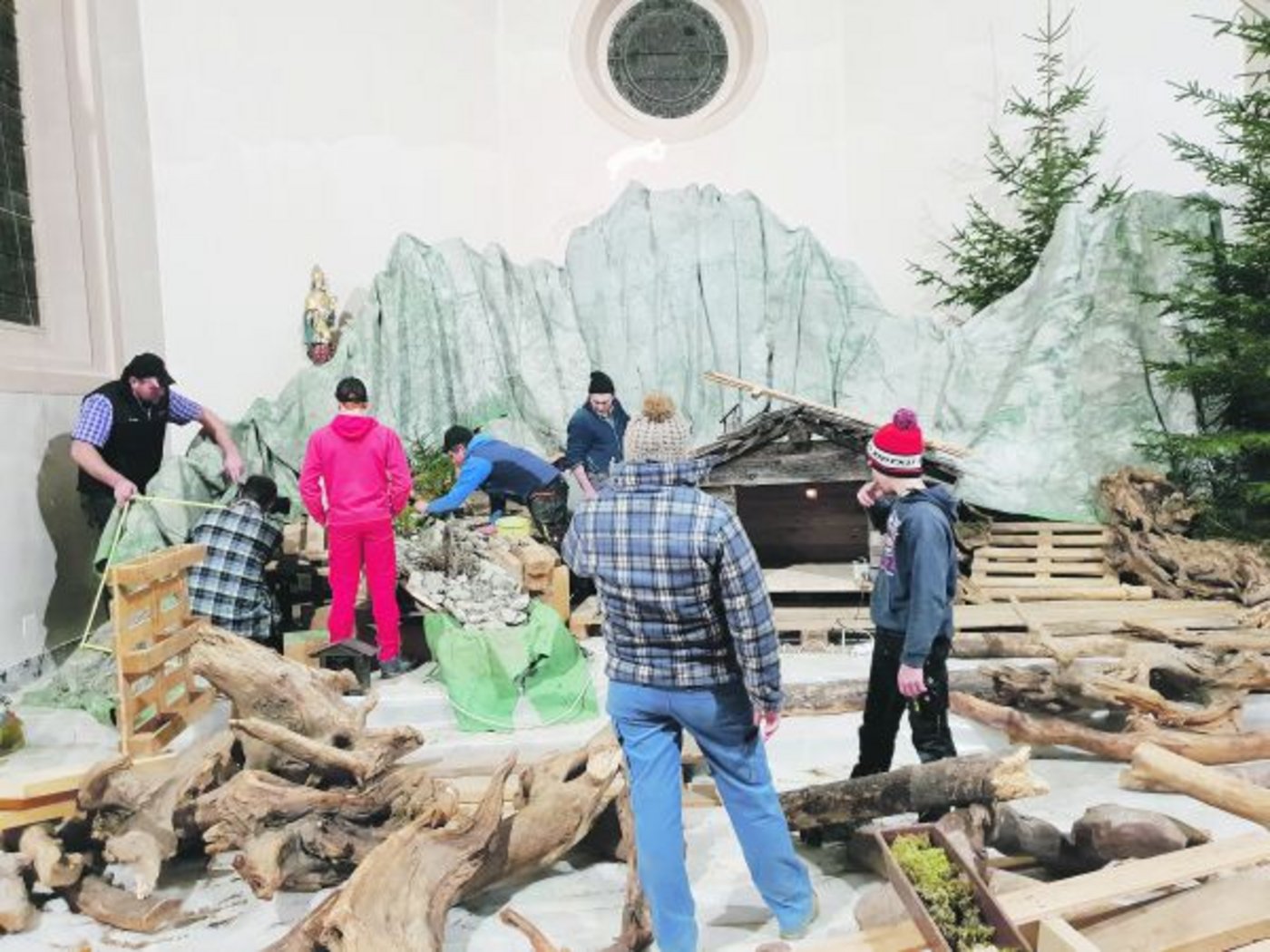 Die ganze Krippe ist eine veritable Landschaft, die zwanzig Personen während zwei Tagen aufbauen. (Bild z.V.g.)