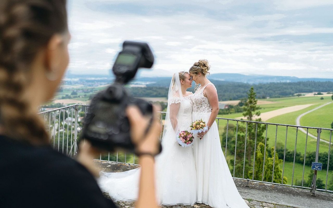 Gleichgeschlechtliche Paare dürfen in der Schweiz ab dem 1. Juli 2022 richtig heiraten. In der Landwirtschaft spricht man eher selten über Höfe von Lesben, Schwulen oder Transmenschen, aber es gibt sie.