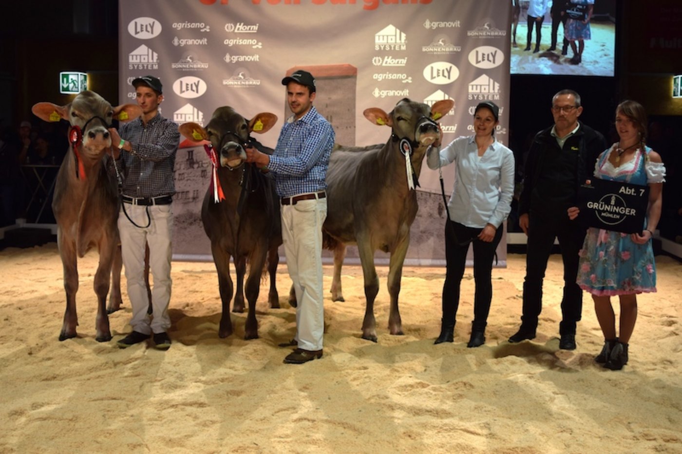 Siegertiere Abteilung 7 (v.r.): 1. Lena; 2. Cocco; 3. Nelke.