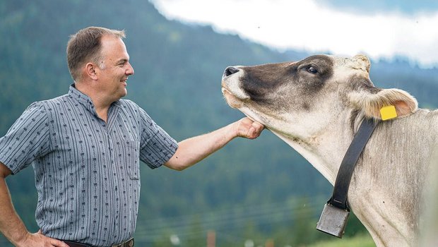 Marcel Dettling sieht im Rahmenabkommen mit der EU eine immense Gefahr für die Schweizer Tierhaltung.