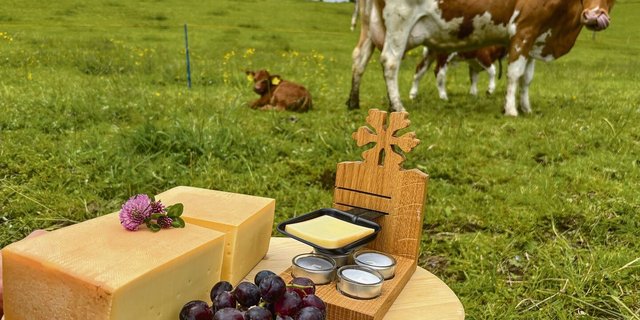 Nach MuKa bleiben Kälber mindestens vier Monate bei ihren Müttern.