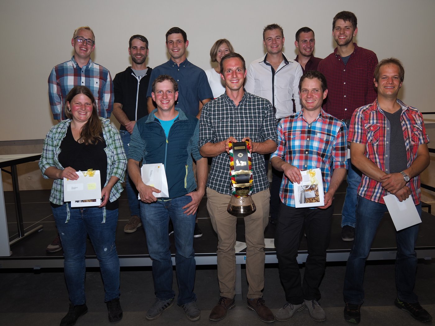 Die neuen Meisterlandwirt/innen feierten am Strickhof ihren erfolgreichen Abschluss (Bild Ursina Berger)