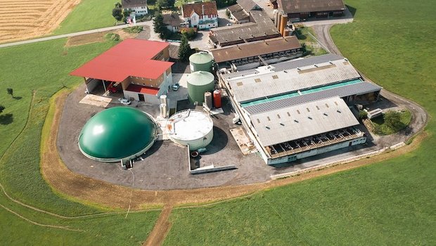 Der Erweiterungsbau der Biogasanlage auf dem Holzhof ist im August in Betrieb gegangen. (Bild Yoveo)
