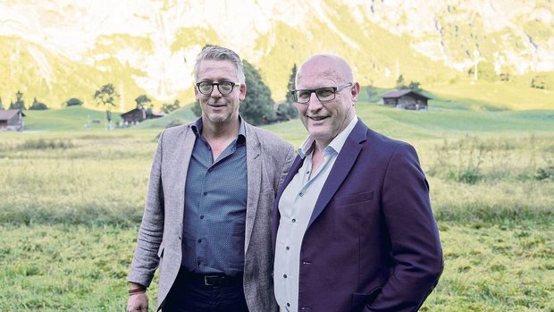 Es war der erste Arb Es war der erste Arbeitstag vom neuen IP-Suisse-Geschäftsführer Christophe Eggenschwiler (l.). Die BauernZeitung traf ihn und den amtierenden Chef, Fritz Rothen (r.), zum Gespräch.