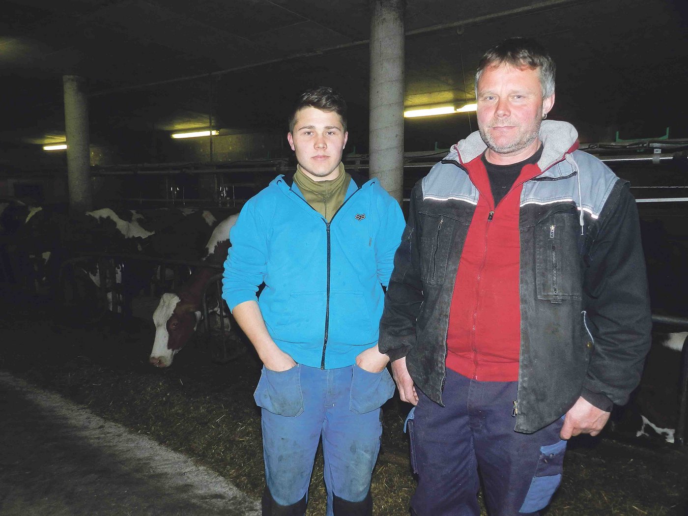 Paul Boschung (rechts) und sein Sohn führen den Betrieb gemeinsam. Es ist bereits der zweite Vorfall, welcher  der Familie Schaden zufügt.