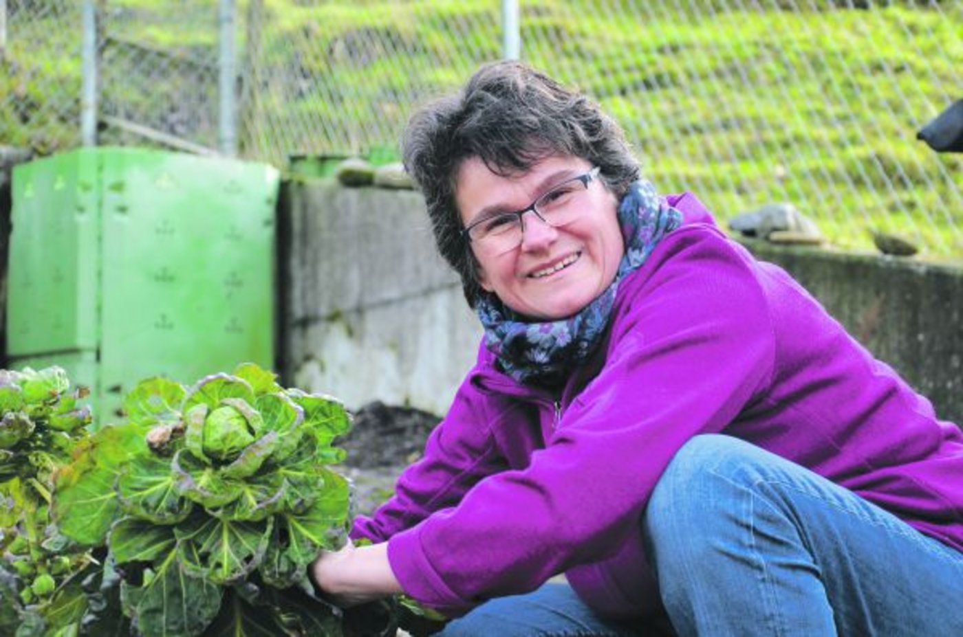 Das ganze Jahr über Gemüse anbauen, ist die neue Herausforderung von Magdalena Pulfer. «Lieber eine lange Produktionszeit als im Sommer viel einfrieren und es dann nicht brauchen!» (Bild Marianne Stamm)