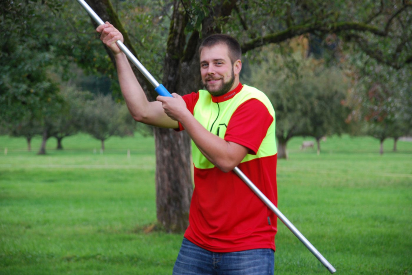 Jungbauer Pascal Brändle Milchwirtschaft, Ackerbau, Hochstammobst und Forstwirtschaft sind die Standbeine von Pascal Brändle.