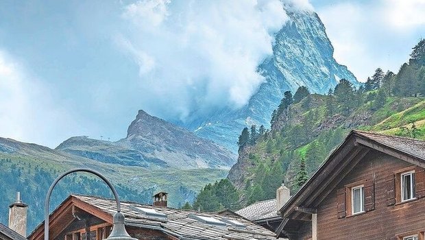 Enge Bauzonen, hohe Nachfrage: Bergdörfer ringen um ihre Entwicklung.