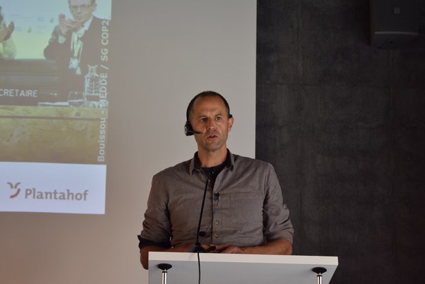 Claudio Müller ist Geschäftsführer des Maschinenrings Graubünden und Mitglied der Projektgruppe Klimaneutrale Landwirtschaft Graubünden. (Bild sgi)