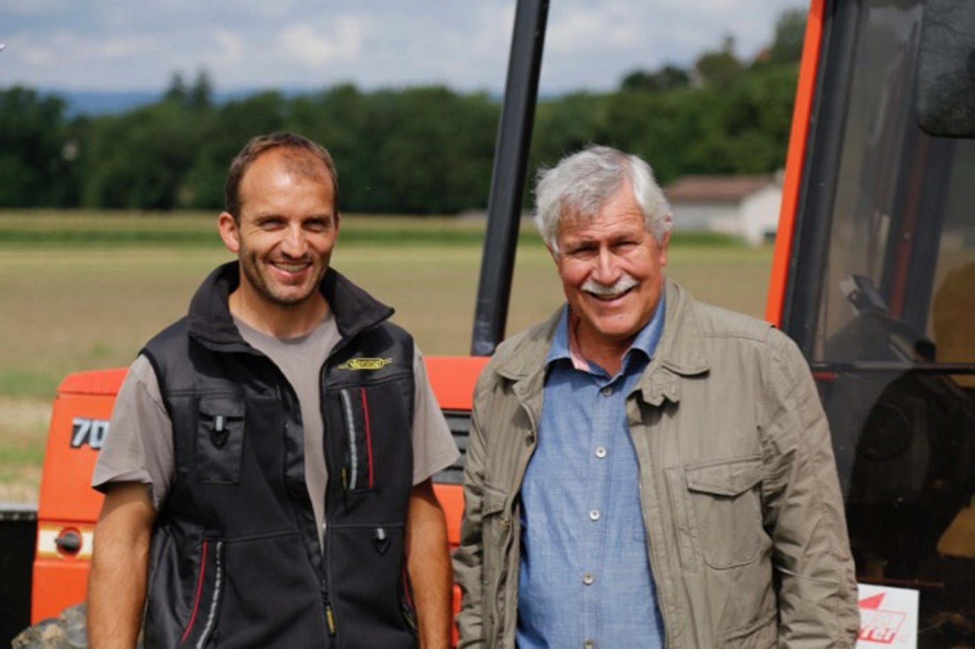 Freuen sich auf die EM: Bauer Urban Dörig (l.), der Land für den Wettkampf zur Verfügung stellt, und OK-Präsident Hansjörg Walter. ( Bild lid)