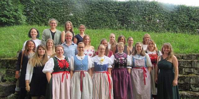 Sie haben am Strickhof den Fachausweis Bäuerin innert fünf Monaten als Vollzeitweiterbildung erworben. (Bilder Margreth Rinderknecht) 