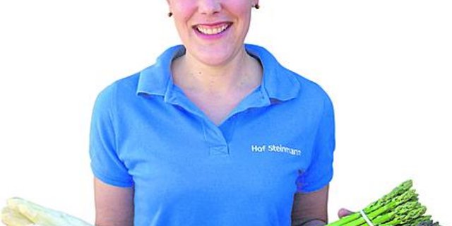 Für Nadine Steinmann ist insbesondere die Spargelsaison eine arbeitsintensive, aber auch abwechslungsreiche Zeit im Jahr. (Bild Isabelle Schwander)