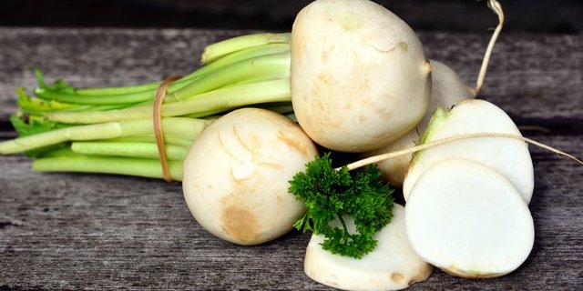 Klein und zart ist die Mairübe. (Bild Pixabay) 