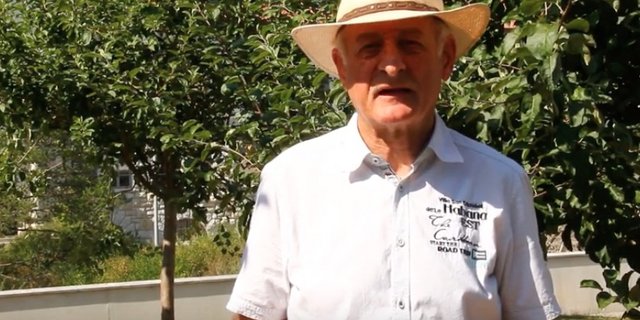 Hans Rüssli spricht im Video über die Situation auf dem Schlachtviehmarkt. (Bild rü)