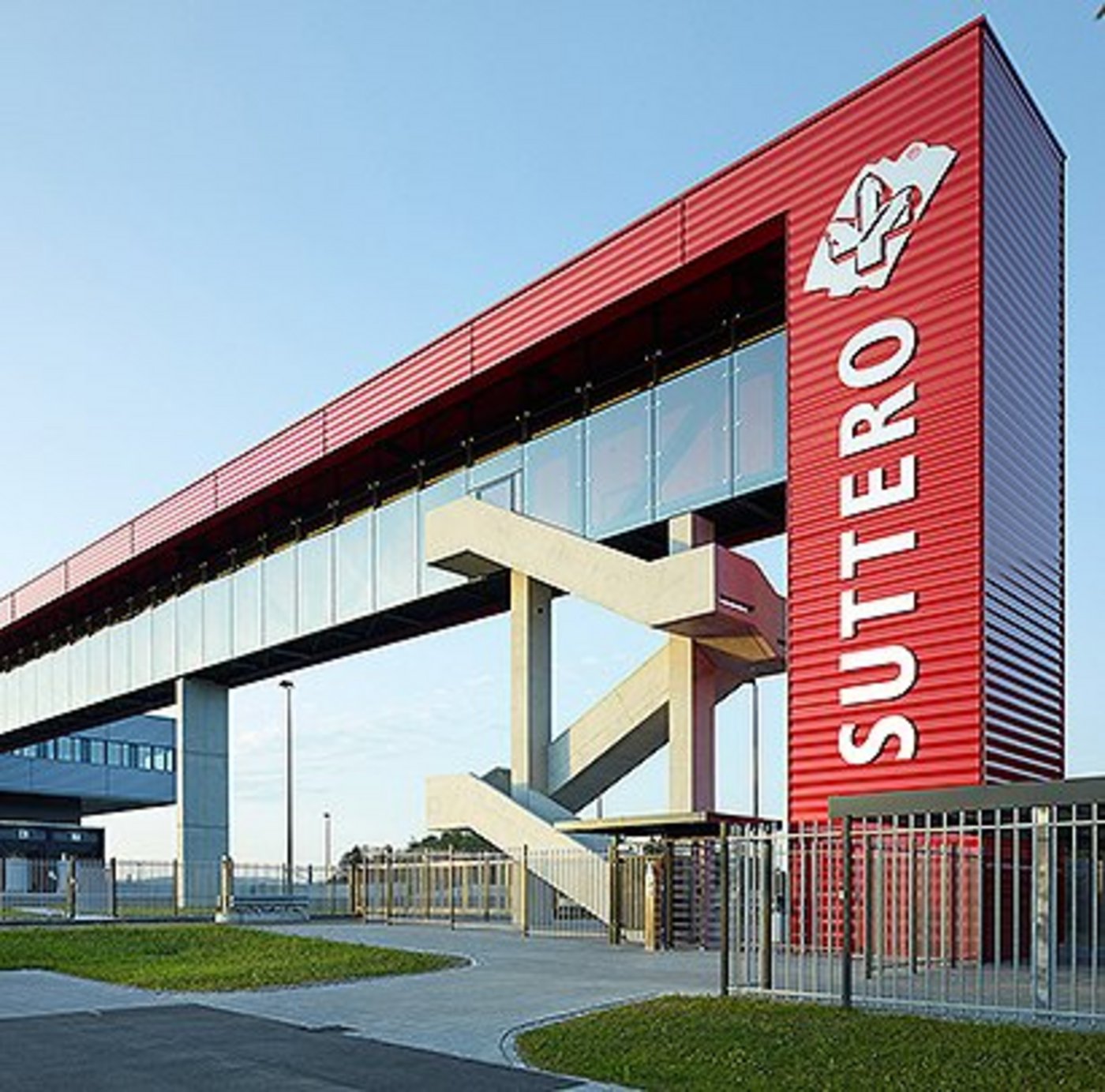 Künftig will das Unternehmen jährlich über das Engagement berichten. (Bild Ernst Sutter AG)