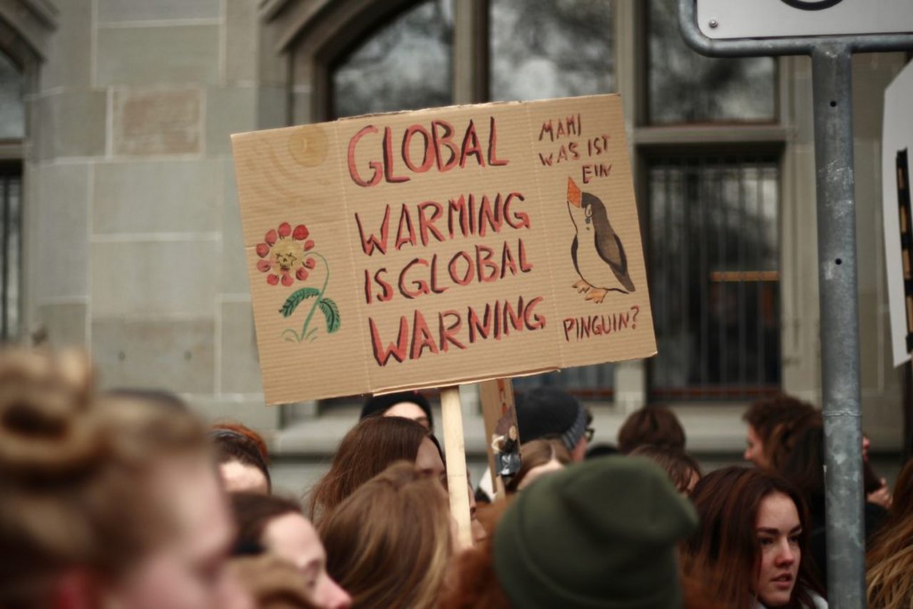 Die Klimastreiks in der Schweiz werden von einer dezentralen Jugendbewegung organisiert. (Bild climatestrike)