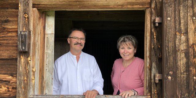Die bäuerliche Beratung und Vermittlung im Kanton Obwalden wird durch Albert Amschwand und Fränzi Gasser betreut. (Bild zVg)