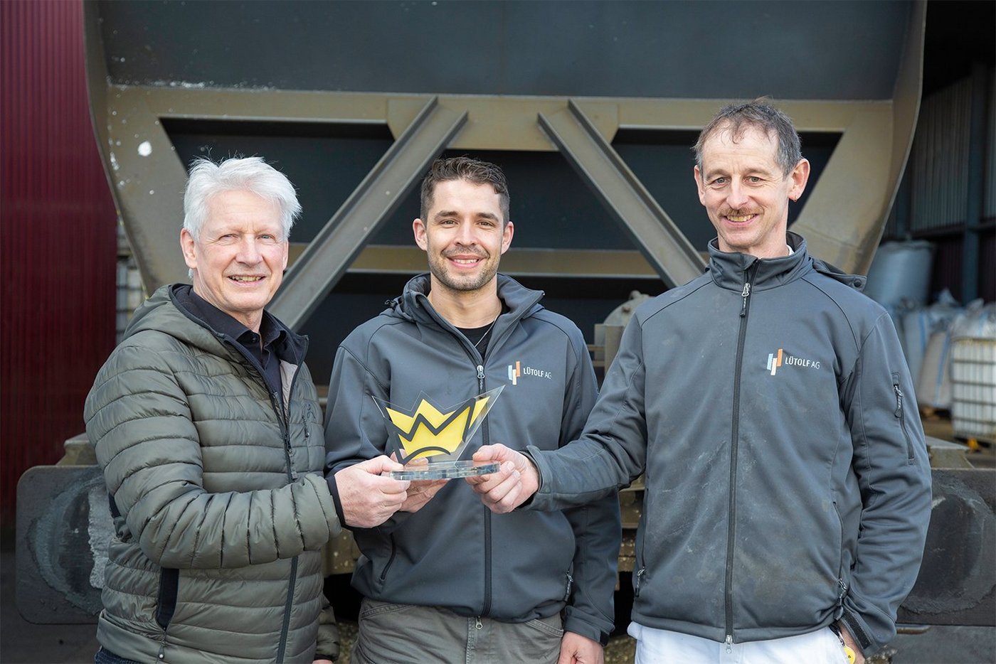 Die Lütolf Spezialitäten AG aus St. Margrethen mit Geschäftsführer Christian Lütolf (Mitte) ist Culinarium-König 2021 in der Kategorie Produktion. (Bild Culinarium)