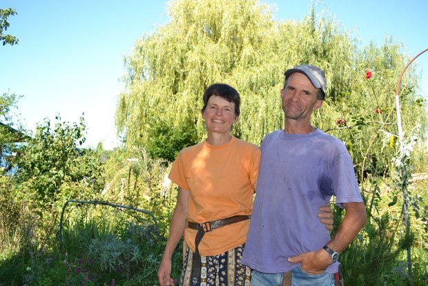 Auf dem Eulenhof lassen Edi Hilpert und seine Frau Käthi viele Elemente der Permakultur in ihren Obst- und Gemüsebau einfliessen. (Bilder Lisa McKenna)