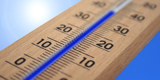 Am Mittwoch gab es an mehr als vierzig Orten in der Schweiz neue Monats-Rekordtemperaturen. (Bild Pixabay)